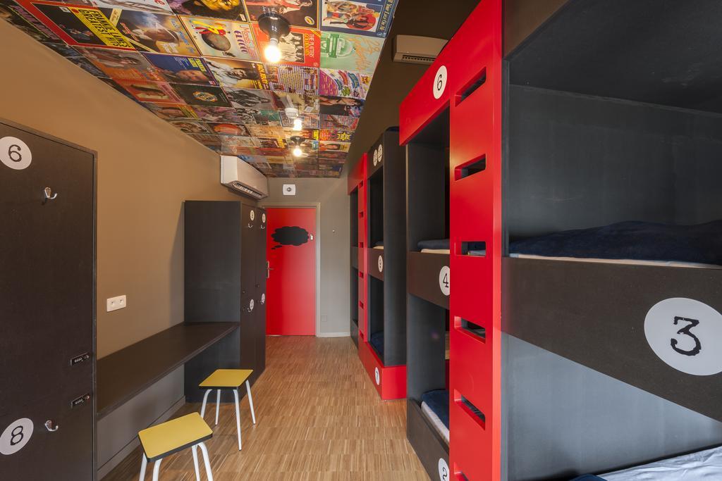 Backstay Hostel خنت الغرفة الصورة